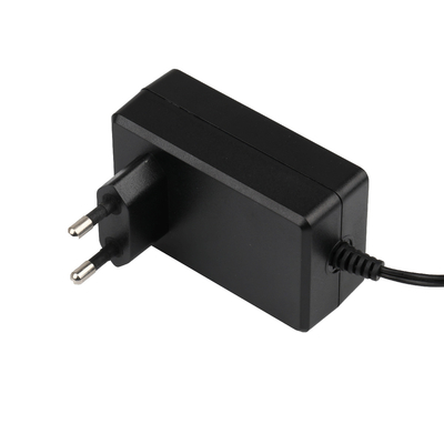 KCのプラグが付いている普遍的な転換の電源AC Dc 12vの電源