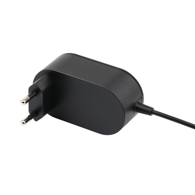KCは出力AC DC電源のアダプター、30V DC電源のアダプター800mAの効率のレベルVIを差し込む
