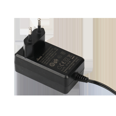 19v AC Dc IEC61558承認の下のホーム・アプライアンスのための普遍的な力のアダプター600mA